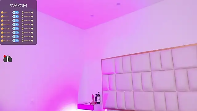 Violetta-foxx online show from 05/01/26, 07:52