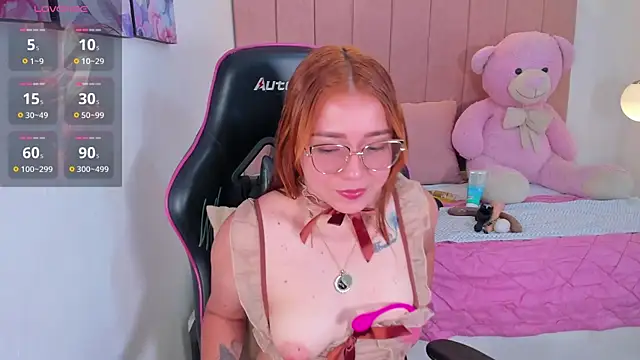 Snapshot of antonella_moon7 chatting on 05/03/26, 05:12 antonella moon7 online show from 05/03/26, 05:12