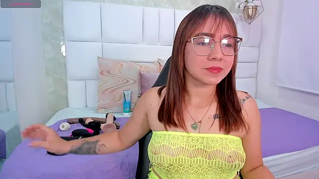 antonella moon7 online show from 04/11/26, 05:04