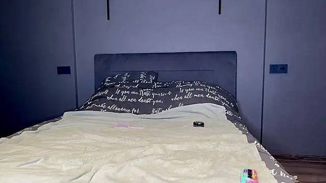 yourselenas online show from 02/20/26, 02:19