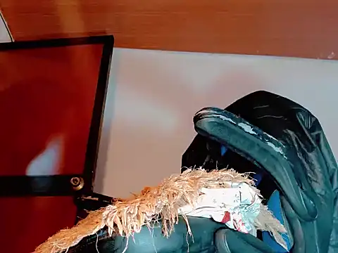 latinhott23 online show from 03/22/26, 09:16