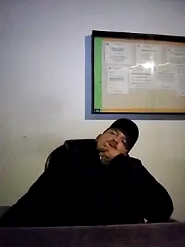 Hachi28 online show from 03/16/26, 03:58