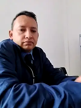 Hachi28 online show from 04/05/26, 11:50