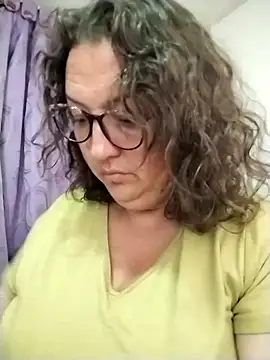 Snapshot of _Saraqueen chatting on 03/01/26, 07:47 Saraqueen online show from 03/01/26, 07:47