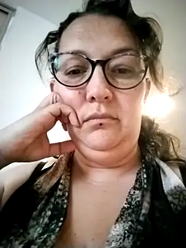 Snapshot of _Saraqueen chatting on 02/28/26, 04:50 Saraqueen online show from 02/28/26, 04:50