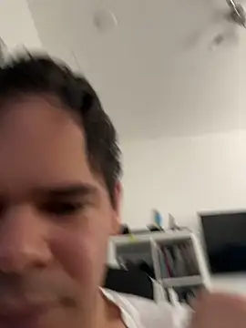 awesomemilkss online show from 03/18/26, 08:43