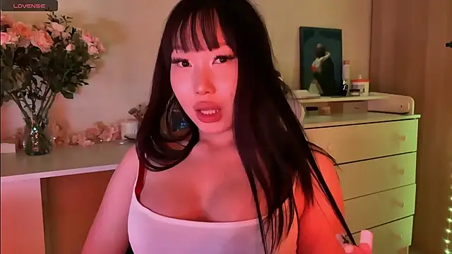 Snapshot of whispersofdarsy chatting on 02/18/26, 07:32 whispersofdarsy online show from 02/18/26, 07:32