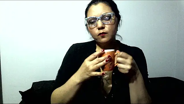 Velvet Dragon online show from 02/20/26, 01:24