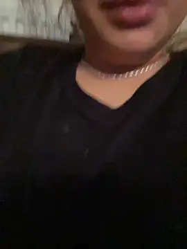 SweetAisha00 online show from 03/18/26, 09:37