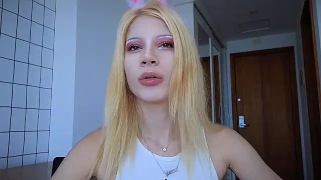 Snapshot of qualitybab chatting on 02/18/26, 03:08 qualitybab online show from 02/18/26, 03:08