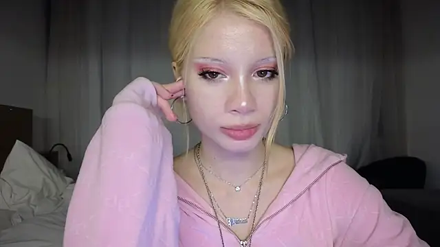 Snapshot of qualitybab chatting on 02/19/26, 03:14 qualitybab online show from 02/19/26, 03:14