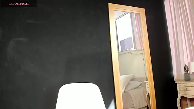 madii lenon online show from 03/14/26, 08:37