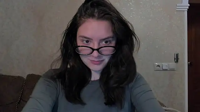 love lina muuur online show from 02/28/26, 11:15