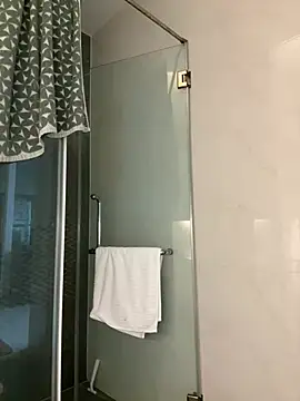 Snapshot of Alittleasaingirl chatting on 02/13/26, 01:05 Alittleasaingirl online show from 02/13/26, 01:05