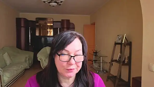 Tori Twirl online show from 02/12/26, 10:15