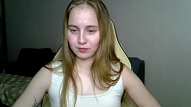 Snapshot of christimontero chatting on 02/16/26, 11:31 christimontero online show from 02/16/26, 11:31