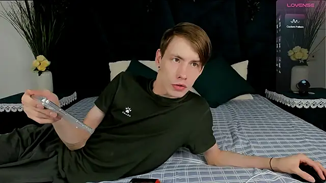 Erick Wilson online show from 12/23/25, 06:02