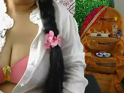 Hot Sonniyaa online show from 03/03/26, 05:47