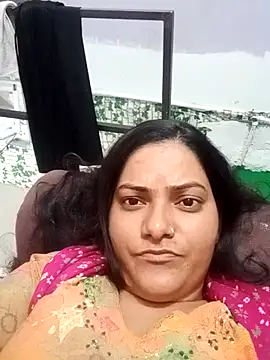 Anushka Singh0 online show from 02/25/26, 10:37