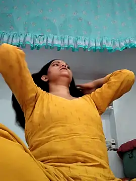 Snapshot of Anushka_Singh0 chatting on 07/10/26, 04:56 Anushka Singh0 online show from 07/10/26, 04:56