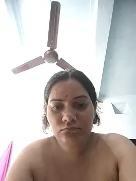 Snapshot of Anushka_Singh0 chatting on 06/18/26, 09:14 Anushka Singh0 online show from 06/18/26, 09:14