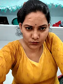 Snapshot of Anushka_Singh0 chatting on 07/01/26, 04:02 Anushka Singh0 online show from 07/01/26, 04:02