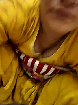 Snapshot of Anushka_Singh0 chatting on 07/03/26, 04:46 Anushka Singh0 online show from 07/03/26, 04:46