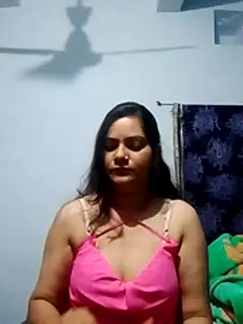 Anushka Singh0 online show from 02/26/26, 12:21