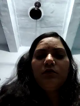 Anushka Singh0 online show from 04/19/26, 04:41