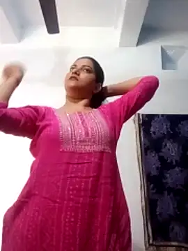 Anushka Singh0 online show from 03/01/26, 08:14