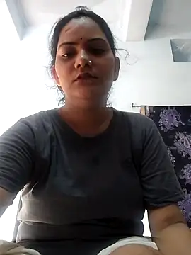 Anushka Singh0 online show from 05/09/26, 11:57