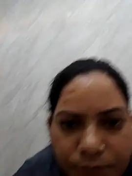 Snapshot of Anushka_Singh0 chatting on 06/28/26, 01:12 Anushka Singh0 online show from 06/28/26, 01:12
