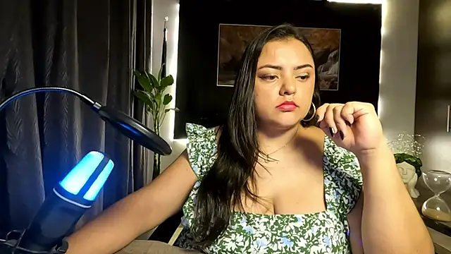 AzaraOnyx online show from 05/29/26, 04:02