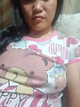Snapshot of nelina_12345 chatting on 06/14/26, 06:09 nelina 12345 online show from 06/14/26, 06:09