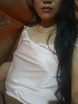 Snapshot of nelina_12345 chatting on 07/02/26, 12:00 nelina 12345 online show from 07/02/26, 12:00