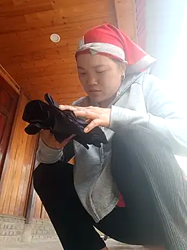 nelina 12345 online show from 04/14/26, 01:10