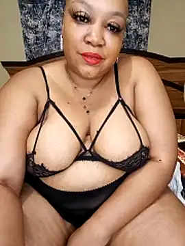 Snapshot of Queenxxxjesy chatting on 03/21/26, 10:46 Queenxxxjesy online show from 03/21/26, 10:46