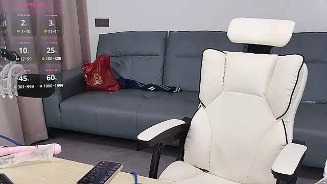 Snapshot of XX-CYY chatting on 02/26/26, 02:06 XX-CYY online show from 02/26/26, 02:06