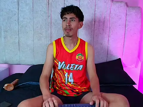 skinny jean  online show from 03/16/26, 09:06