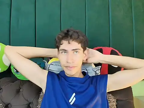 skinny jean  online show from 02/21/26, 08:00