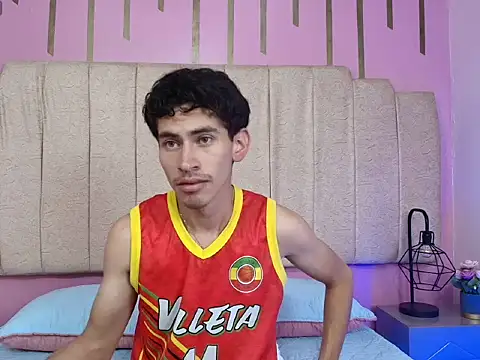 skinny jean  online show from 03/02/26, 08:05