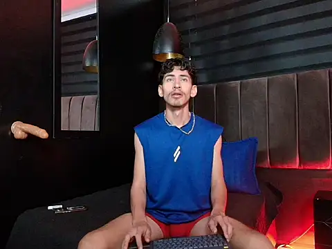 skinny jean  online show from 03/28/26, 03:24