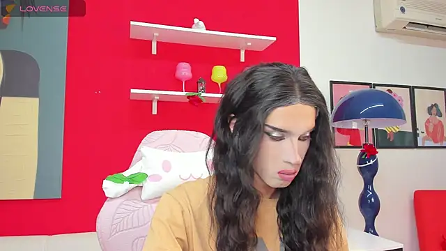 MadisonEsprit online show from 04/07/26, 03:08