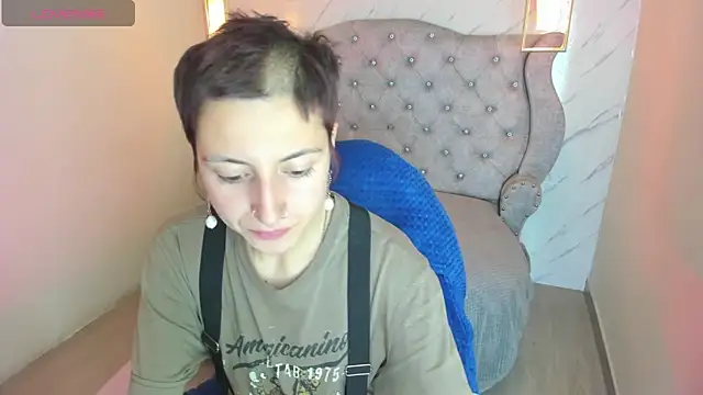 Snapshot of Fieramadame chatting on 02/18/26, 01:29 Fieramadame online show from 02/18/26, 01:29