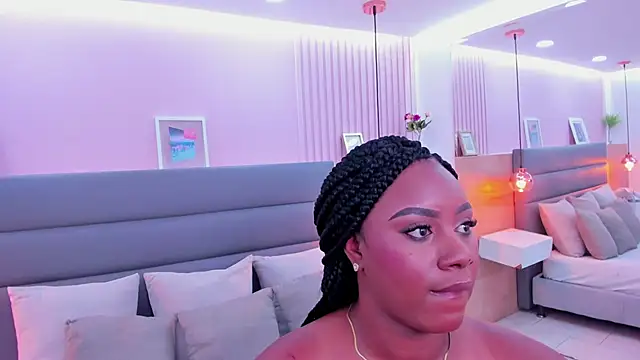 laia fisher  online show from 04/02/26, 01:29