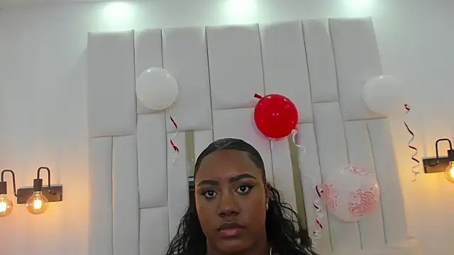 laia fisher  online show from 02/14/26, 09:15