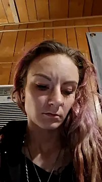 issyamazin online show from 04/22/26, 07:48