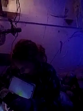 issyamazin online show from 04/08/26, 02:02