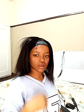 Snapshot of KinkyPxx chatting on 02/14/26, 04:40 KinkyPxx online show from 02/14/26, 04:40