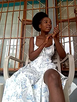 Snapshot of SexySlender_05 chatting on 03/01/26, 08:58 SexySlender 05 online show from 03/01/26, 08:58